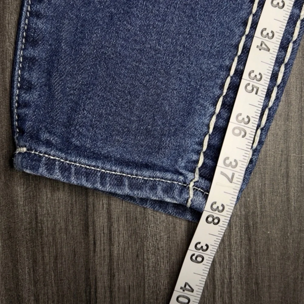 True Religion excellent like